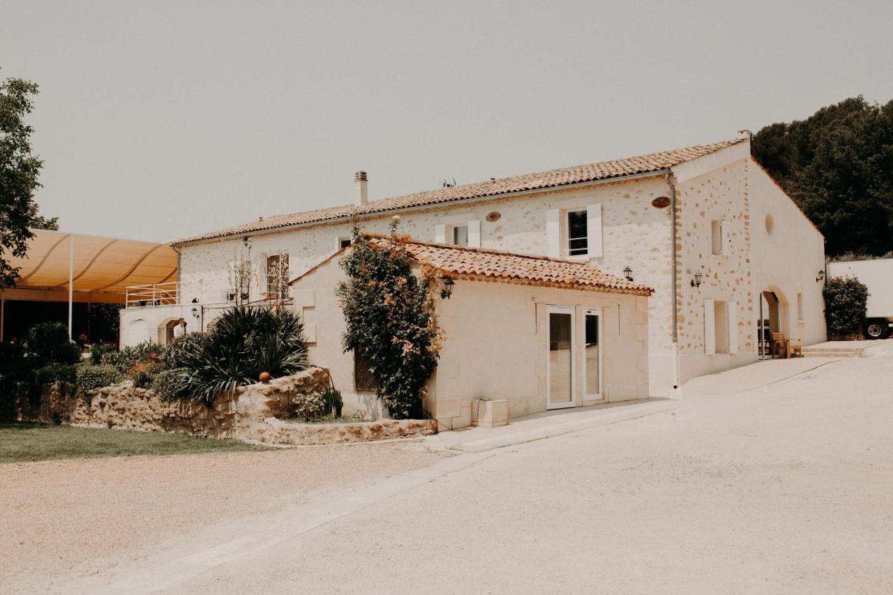 Domaine Amourella Lambesc Exterior foto