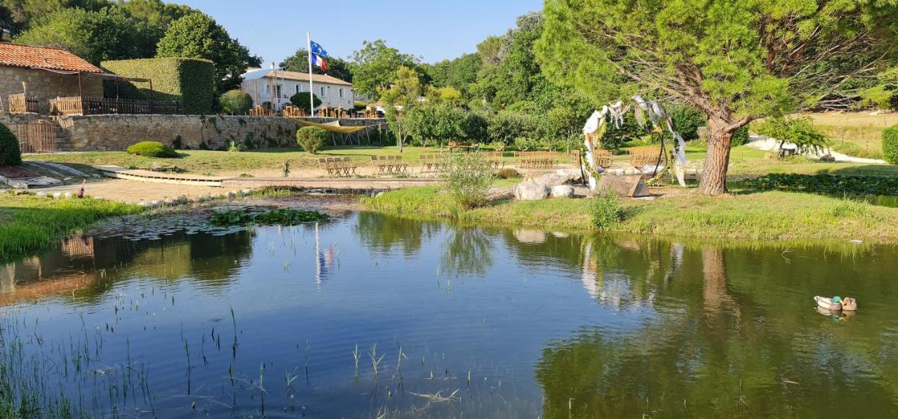 Domaine Amourella Lambesc Exterior foto