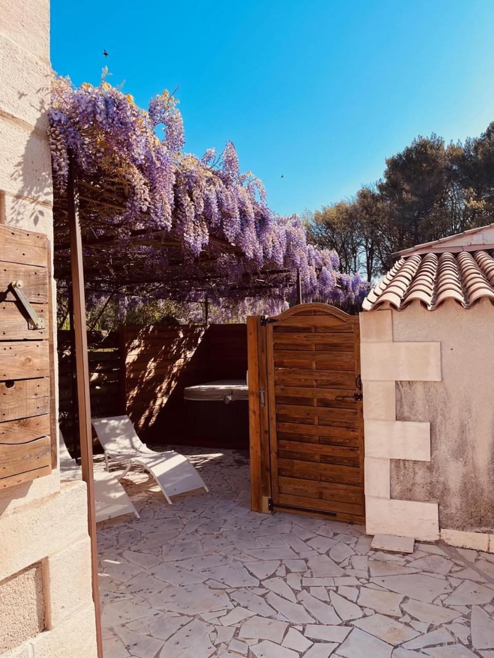 Domaine Amourella Lambesc Quarto foto